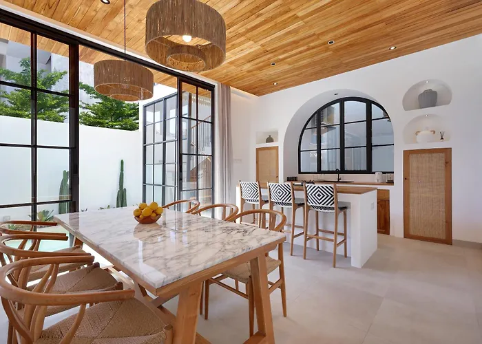 Lila Villa