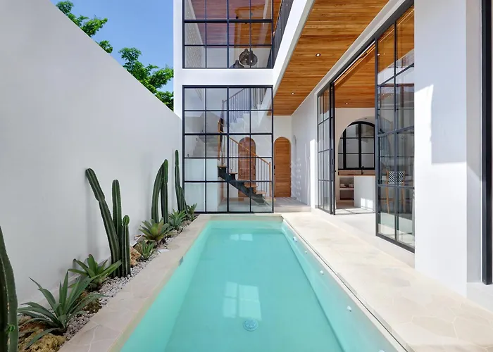 Lila Villa *